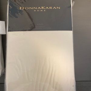 New KING Donna Karan 510 Supima bedskirt